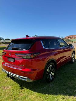 2025 Mitsubishi Outlander Exceed