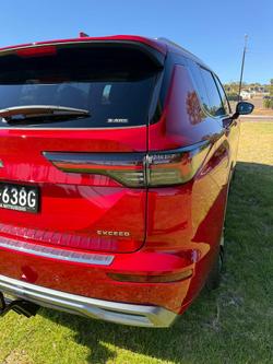 2025 Mitsubishi Outlander Exceed