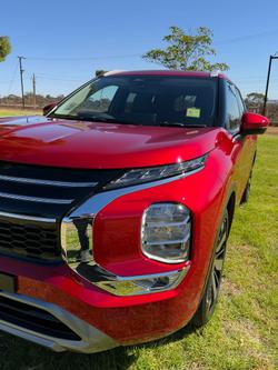 2025 Mitsubishi Outlander Exceed