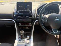 2023 Mitsubishi Eclipse Cross PHEV ES