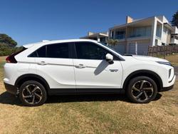 2023 Mitsubishi Eclipse Cross PHEV ES