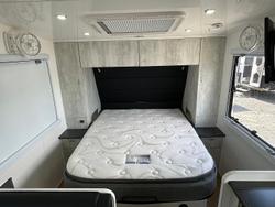 2022 Red Centre Kimberley Plus 208 Microwave Edition PRICE DROP TO $79,990