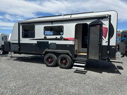 2022 Red Centre Kimberley Plus 208 Microwave Edition PRICE DROP TO $79,990