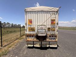 2010 Moore Grain Tippers