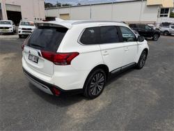 2020 MITSUBISHI OUTLANDER LS 7 SEAT (AWD)