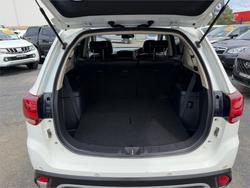 2020 MITSUBISHI OUTLANDER LS 7 SEAT (AWD)