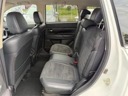 2020 MITSUBISHI OUTLANDER LS 7 SEAT (AWD)