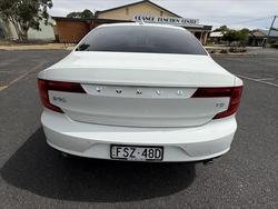2016 Volvo S90 T5 Momentum