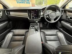 2016 Volvo S90 T5 Momentum