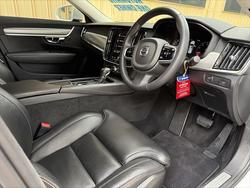 2016 Volvo S90 T5 Momentum