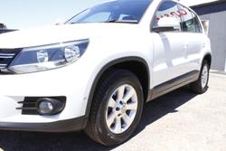 2014 Volkswagen Tiguan 132TSI Pacific 5N MY14 Four Wheel Drive Pure White