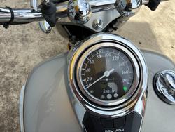 2004 Suzuki VL800 (BOULEVARD C50) Silver