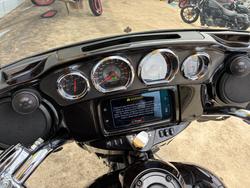 2019 HARLEY-DAVIDSON FLHXSE CVO STREET GLIDE Black