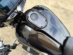 2019 HARLEY-DAVIDSON FLHXSE CVO STREET GLIDE Black