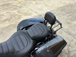 2019 HARLEY-DAVIDSON FLHXSE CVO STREET GLIDE Black