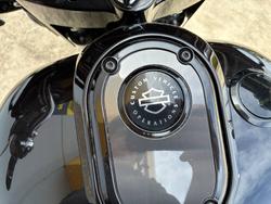 2019 HARLEY-DAVIDSON FLHXSE CVO STREET GLIDE Black