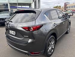 2020 Mazda CX-5 Akera