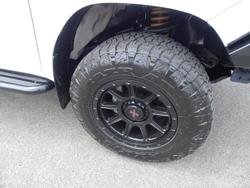 2024 Toyota Hilux SR 48V GUN126R 4X4 Dual Range Glacier White