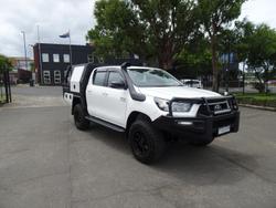 2024 Toyota Hilux SR 48V