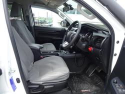 2024 Toyota Hilux SR 48V GUN126R 4X4 Dual Range Glacier White