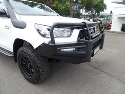 2024 Toyota Hilux SR 48V