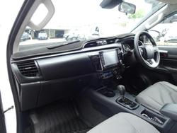 2024 Toyota Hilux SR 48V