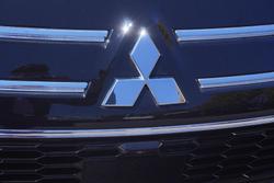 2025 Mitsubishi Outlander ES