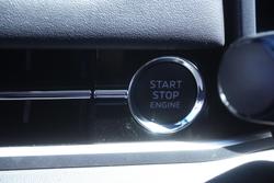 2025 Mitsubishi Outlander ES