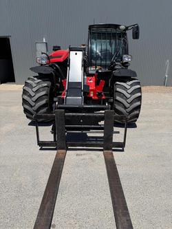 2021 Manitou Mlt630-105Vcp RED