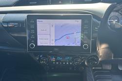 2023 Toyota Hilux SR5