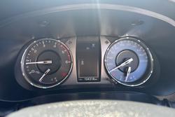 2023 Toyota Hilux SR5