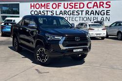 2023 Toyota Hilux SR5