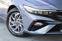 2025 Hyundai i30 Hybrid