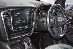 2022 Isuzu MU-X LS-T