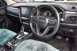 2022 Isuzu MU-X LS-T