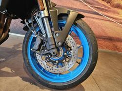 2025 Suzuki GSX-8S GSX-S Black