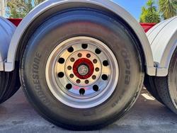 2006 Vawdrey St3 Lead A 12 Pallet Refrigerated Wingliner