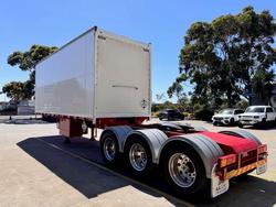 2006 Vawdrey St3 Lead A 12 Pallet Refrigerated Wingliner