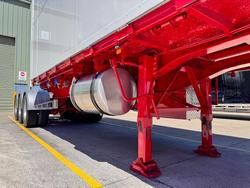 2006 Vawdrey St3 Lead A 12 Pallet Refrigerated Wingliner