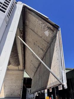 2006 Vawdrey St3 Lead A 12 Pallet Refrigerated Wingliner