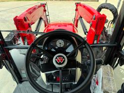 0 Massey Ferguson 5711 Dyna-4