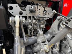 0 Massey Ferguson 5711 Dyna-4