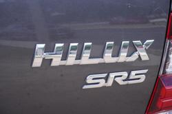 2022 Toyota Hilux SR5