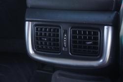 2022 Toyota Hilux SR5