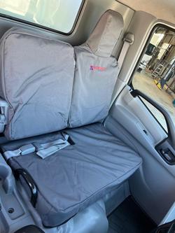 2025 Hino 616 - 300 Series RUNOUT 2025 STOCK, CAR LICENCE PANTECH White