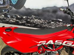 2022 GASGAS SM700 RED