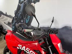 2022 GASGAS SM700 RED