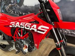 2022 GASGAS SM700 RED