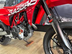 2022 GASGAS SM700 RED