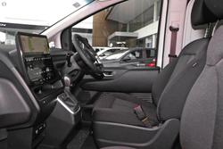 2025 Hyundai STARIA LOAD Premium